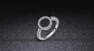 FOREVER HEARTS HALO ANESIDORA RING